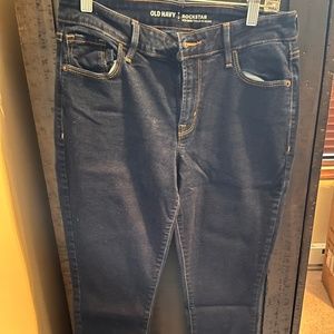 Old navy rockstar jeans size 10